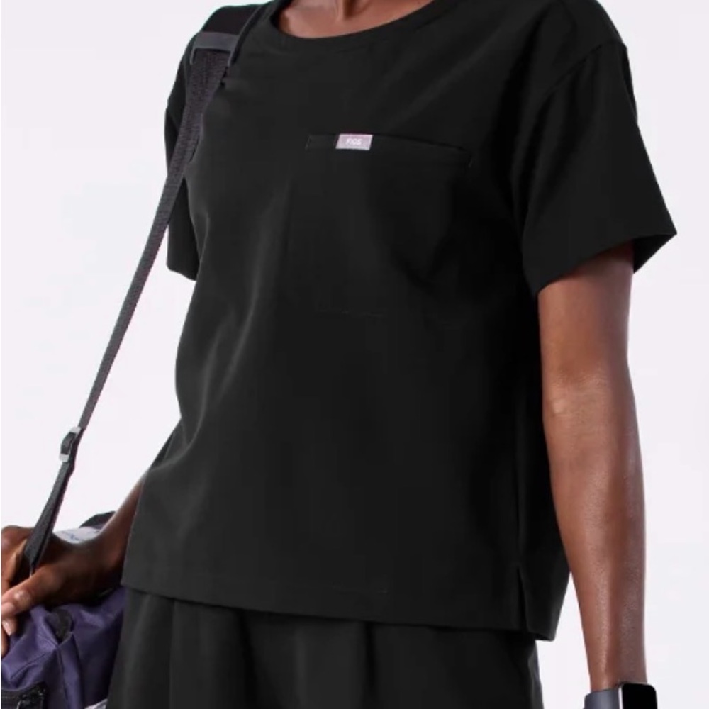 Figs Crewneck Scrub top